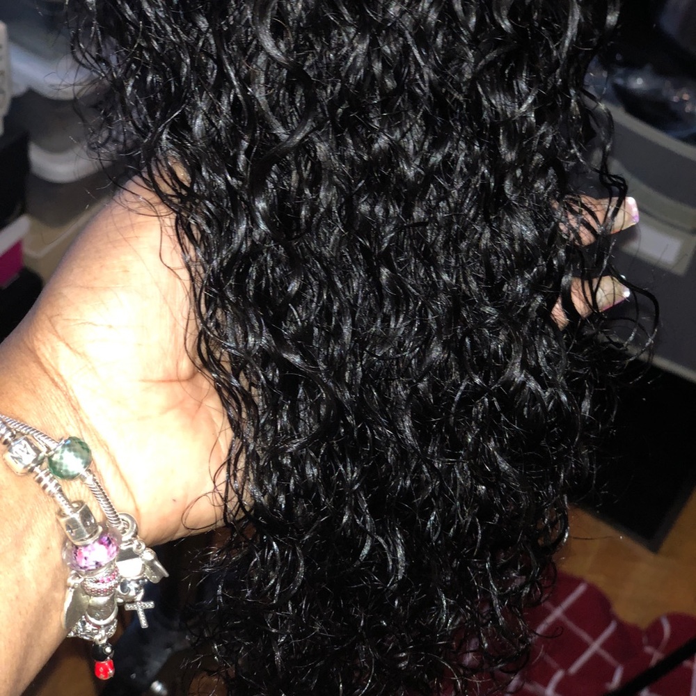 Wigs - Picture 2 of 4